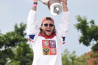 Prohra se Švédy jde za Pastrňákem - Médium.cz